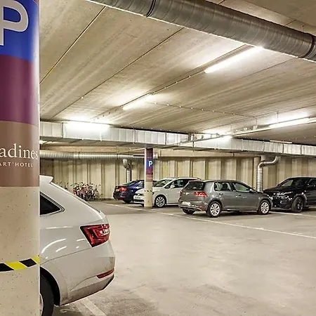 Апартаменты Citadines Sloterdijk Station *